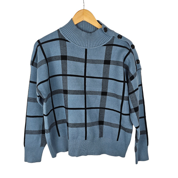 T Tahari Sweaters - Tahari Blue Plaid Button Accent Sweater L